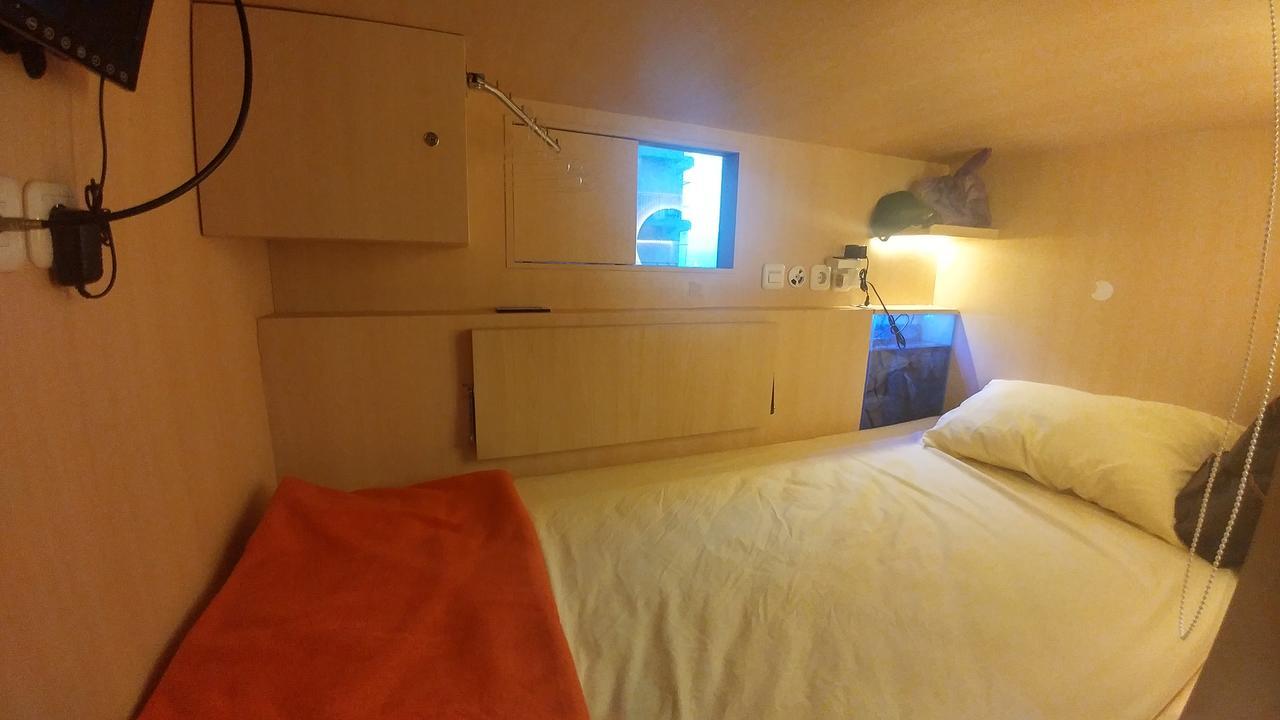 Inap At Capsule Hostel Bandung Dış mekan fotoğraf