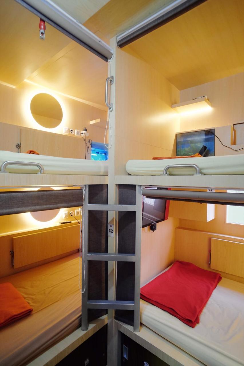 Inap At Capsule Hostel Bandung Dış mekan fotoğraf