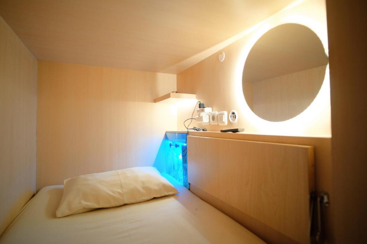 Inap At Capsule Hostel Bandung Dış mekan fotoğraf